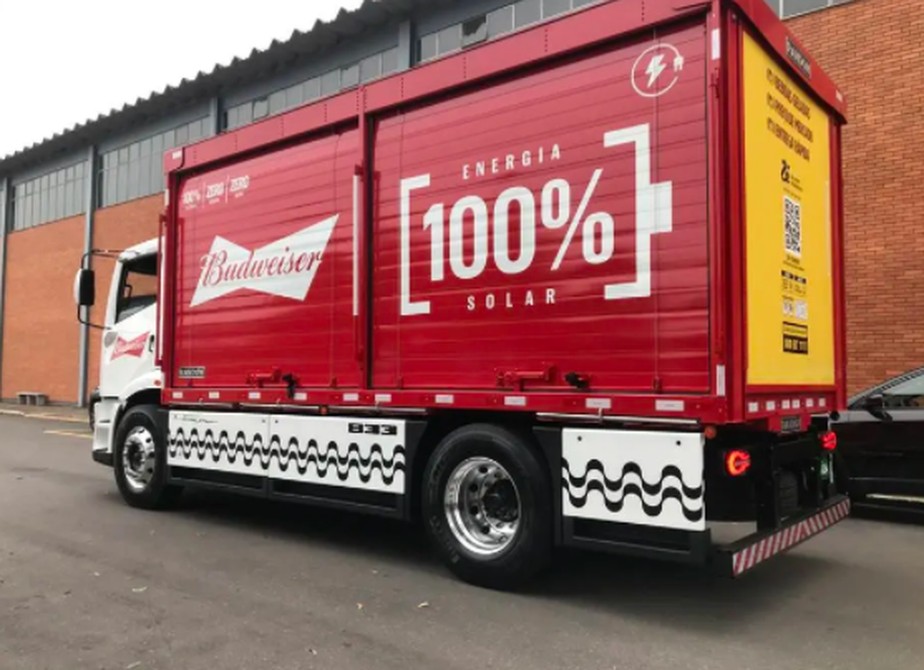 Ambev faz acordo com startup para a produção de caminhões elétricos